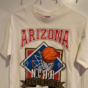 Final Four Charlotte 1994 University of Arizona T-Shirt